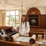 שמלות לבהות לעליה לתורה